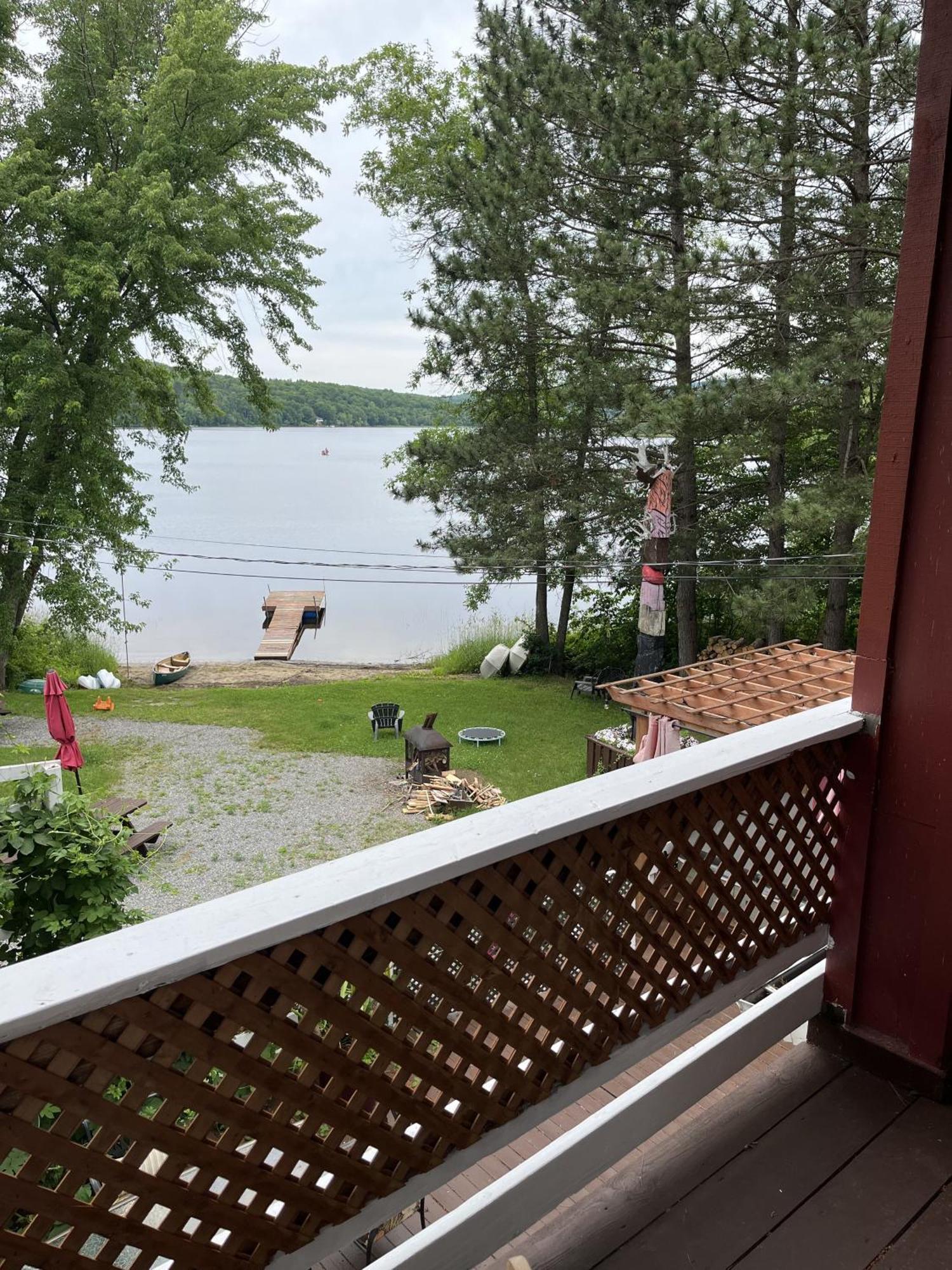 Auberge De Ferme-Neuve Lac-Saint-Paul Extérieur photo